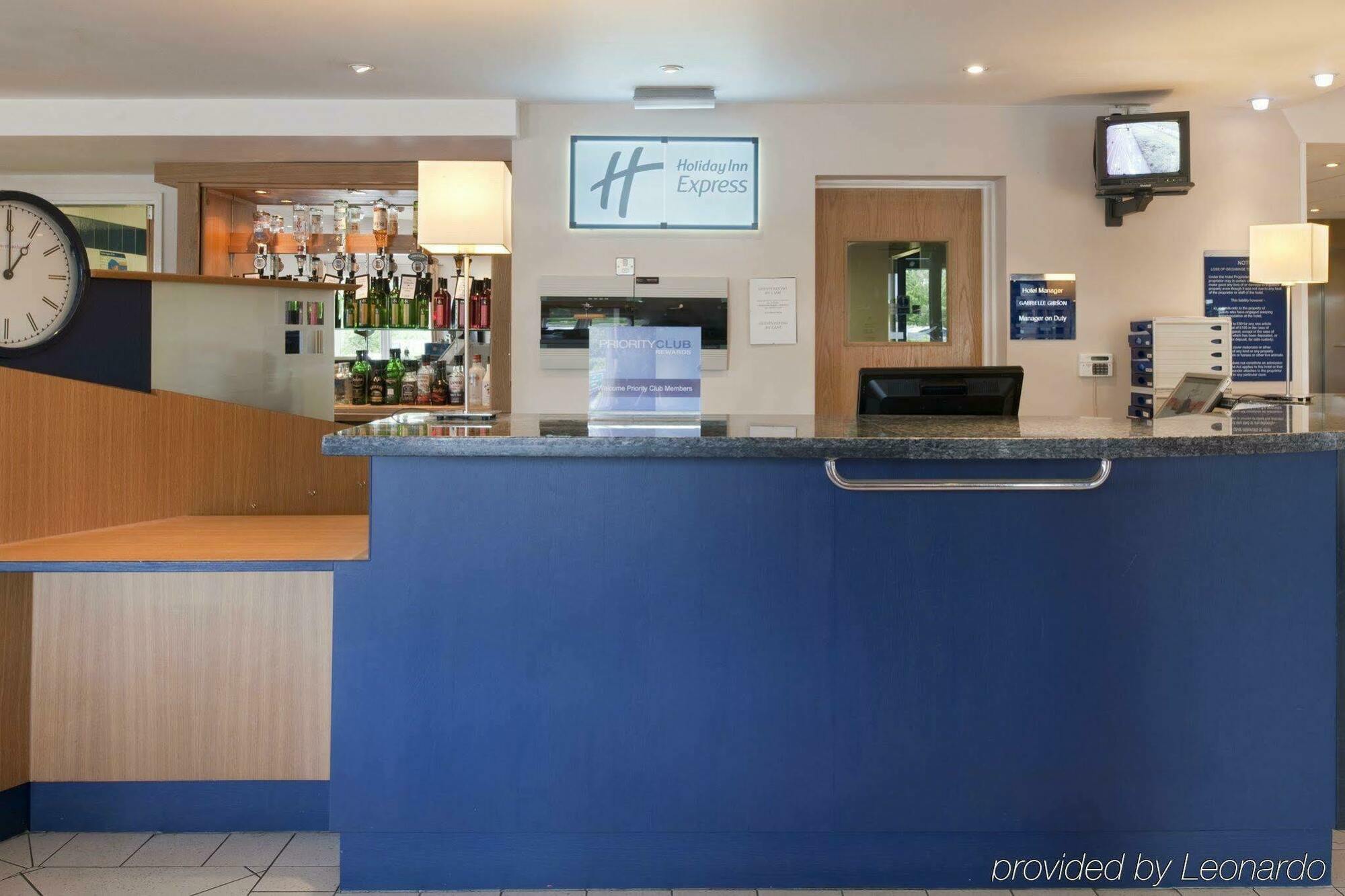 Holiday Inn Express Manchester East, An Ihg Hotel Інтер'єр фото